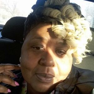 Meet your Posher, Carolyn